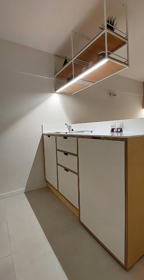 Urban Hide Apartment Tesalonika Bagian luar foto