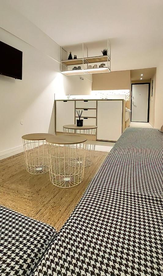Urban Hide Apartment Tesalonika Bagian luar foto