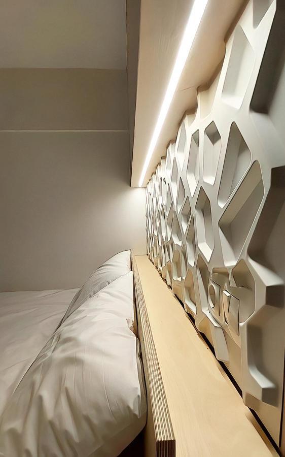Urban Hide Apartment Tesalonika Bagian luar foto